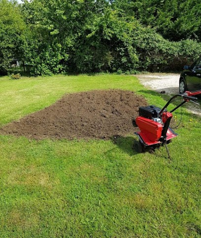 Espaces verts B&A, Jardinier à Canouville