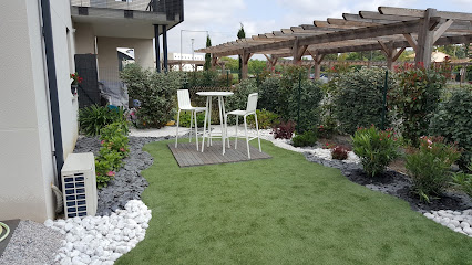 Jardin Sauvage, Jardinier à Sainte-Foy-d'Aigrefeuille