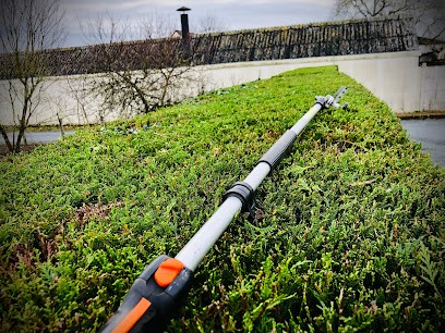 Coupat Johan Espaces Verts, Jardinier à Blou