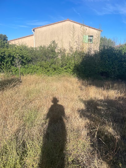 REB Services, Jardinier à Tavel