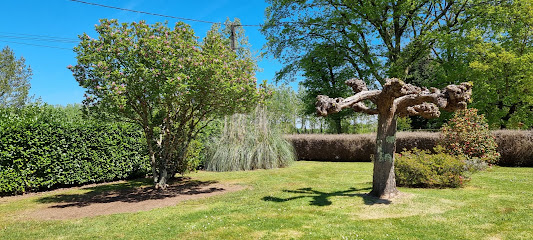 Le Jardin D'artenset, Jardinier à Saint-Martial-d'Artenset